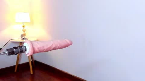 DollFaceInk online show from July 11, 12:04 am