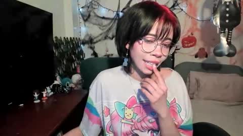 mina online show from October 28, 10:00 pm