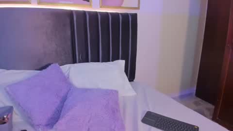 Lisa doll online show from June 13, 4:45 am