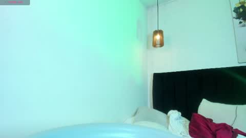 Call me Zoe  online show from June 25, 12:43 pm