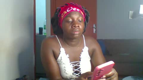 dollyvee online show from June 29, 5:34 pm