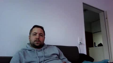 dombio_12 online show from February 21, 3:43 pm