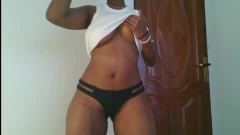 Snapshot of domecesy chatting on September 14, 9:44 am Amarie noels online show from September 14, 9:44 am