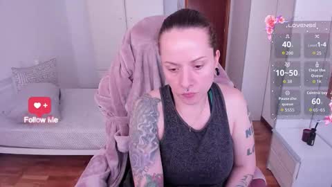 Snapshot of domina_deivis chatting on October 17, 12:09 pm I WILL BE BACK ON WEDNESDAY DECEMBER 4 0100AM COLOMBIA TIME online show from October 17, 12:09 pm