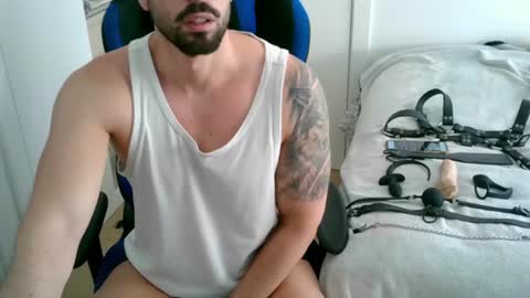 DominatedTitan online show from June 16, 7:12 am