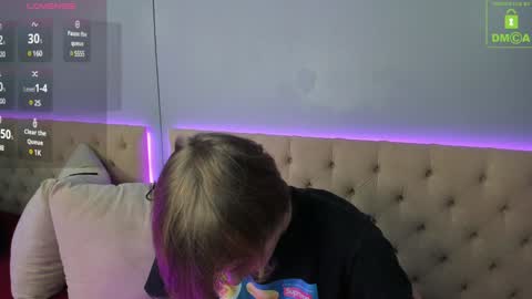 Dominic online show from December 19, 4:46 pm