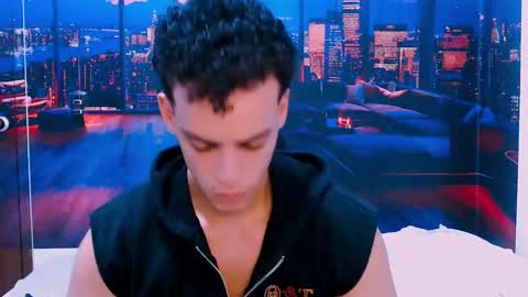 Snapshot of dominicblazze chatting on October 15, 7:37 pm Dominic online show from October 15, 7:37 pm