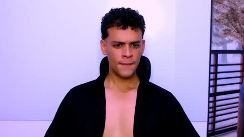 Snapshot of dominicblazze chatting on October 7, 7:10 pm Dominic online show from October 7, 7:10 pm