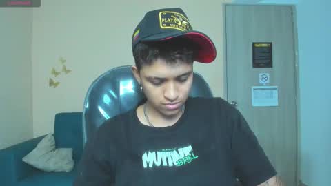 Dominick  online show from November 22, 6:34 am