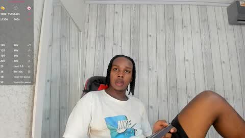 Snapshot of dominicsccott chatting on February 26, 12:38 pm Dominicscott online show from February 26, 12:38 pm