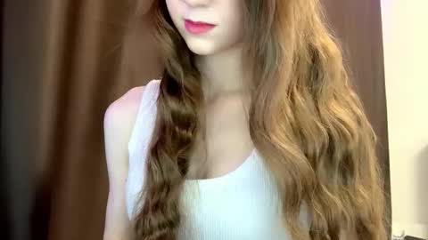 Kira online show from March 3, 5:42 pm