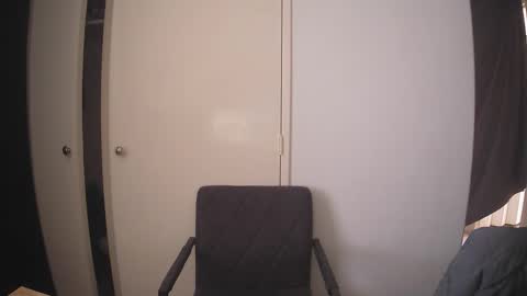 Papi online show from April 1, 1:41 pm