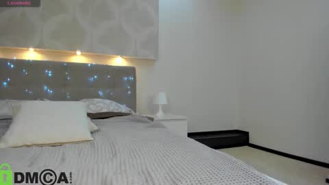 Donna On GMT2 Mon-Fri 3-9 AM online show from November 26, 2:09 am