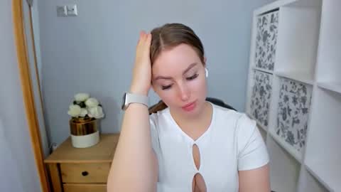 Snapshot of donnasensual chatting on October 16, 5:56 pm DonnaSensual online show from October 16, 5:56 pm
