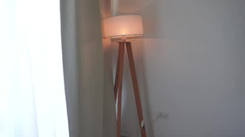 Donatella online show from November 18, 12:19 pm