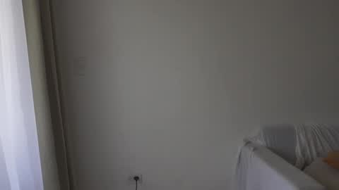 Donatella online show from October 6, 12:01 pm