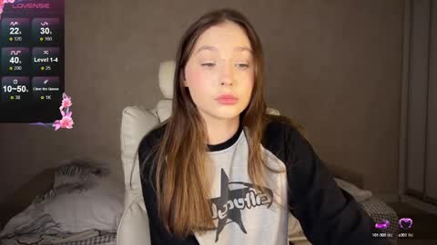 Stacy online show from February 28, 6:09 pm