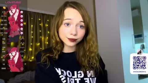 Nicole online show from March 3, 2:40 am