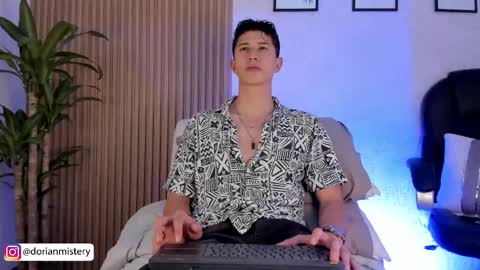 Snapshot of dorian_mystery chatting on September 15, 12:34 am dorian_mystery online show from September 15, 12:34 am