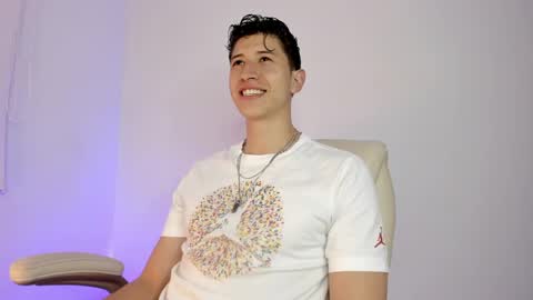 dorian_mystery online show from April 18, 12:23 am