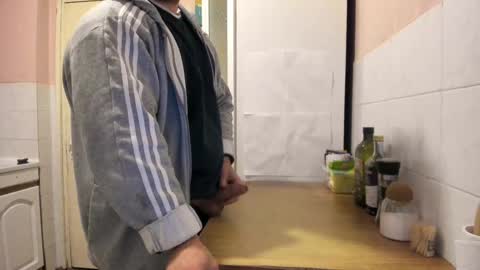 menu  below online show from February 26, 5:13 am