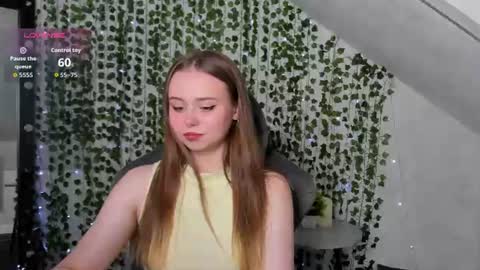 Vanessa online show from July 4, 5:27 pm