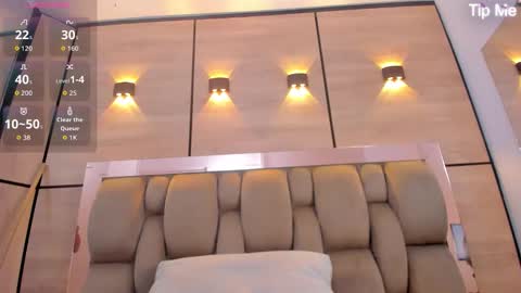  DOROTHY online show from December 4, 4:34 am