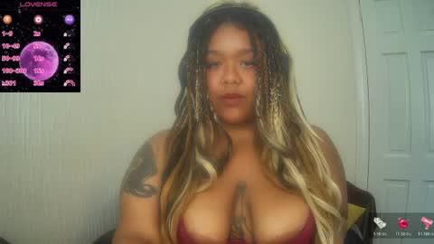 DeeDee online show from July 1, 1:53 pm