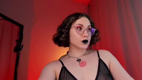 Snapshot of doublee_trouble chatting on March 5, 3:18 am Eva ana Liza online show from March 5, 3:18 am