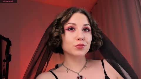 Snapshot of doublee_trouble chatting on February 14, 12:51 am Eva ana Liza online show from February 14, 12:51 am