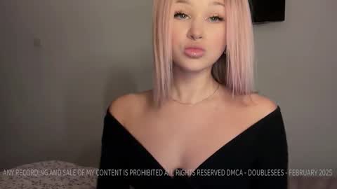 MOLLYYYY dont forget to give me a thumb up online show from March 4, 2:10 pm