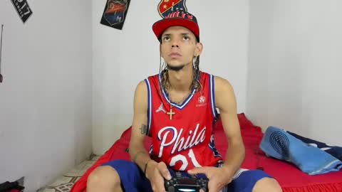 douglas_gallegos online show from February 8, 11:02 pm