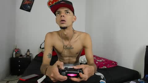 douglas_gallegos online show from January 15, 7:23 pm