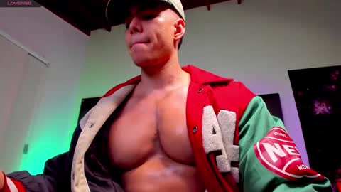 Douglas Safado online show from February 26, 8:28 am