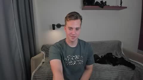 Mervin  online show from September 13, 8:55 pm