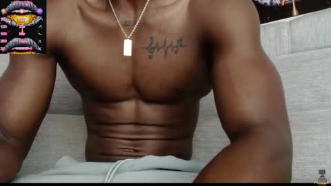Snapshot of drake_brown_23 chatting on February 13, 6:26 pm Drake 23 online show from February 13, 6:26 pm