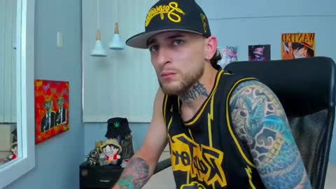 Snapshot of drako_lamar chatting on February 11, 6:33 pm Drako online show from February 11, 6:33 pm
