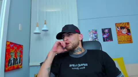 Snapshot of drako_lamar chatting on February 14, 6:40 pm Drako online show from February 14, 6:40 pm