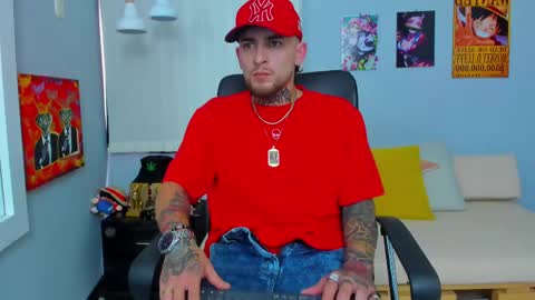 Snapshot of drako_lamar chatting on February 22, 6:41 pm Drako online show from February 22, 6:41 pm