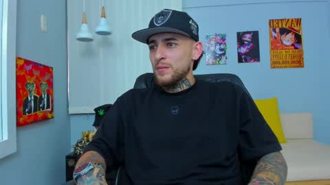 Snapshot of drako_lamar chatting on February 13, 3:56 pm Drako online show from February 13, 3:56 pm