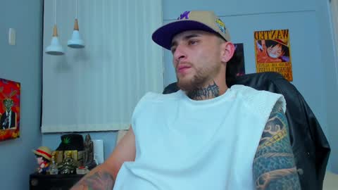 Snapshot of drako_lamar chatting on March 1, 5:52 am Drako online show from March 1, 5:52 am