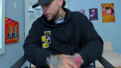 Snapshot of drako_lamar chatting on February 19, 12:22 pm Drako online show from February 19, 12:22 pm