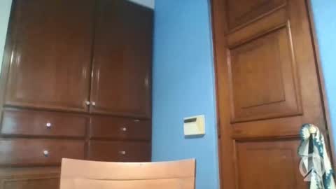 new profile Aircum99  online show from November 22, 9:35 pm