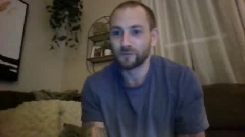 Snapshot of dreaded_folks chatting on October 11, 7:35 am dreaded_folks online show from October 11, 7:35 am