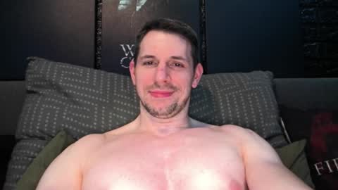 Snapshot of dreamwallker chatting on January 31, 11:45 pm Ioannes Paulus the 2nd online show from January 31, 11:45 pm