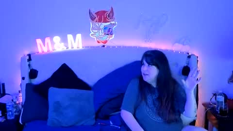 DreamyCouple01 online show from June 5, 10:20 am