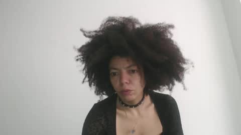 DreamyLatina online show from February 22, 12:30 pm