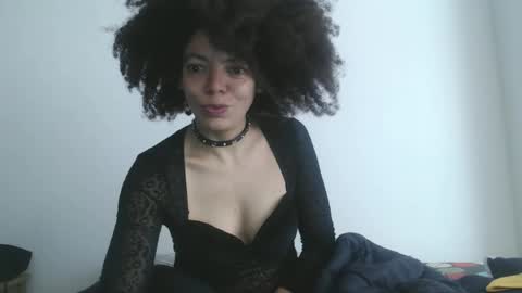 DreamyLatina online show from February 15, 3:11 pm