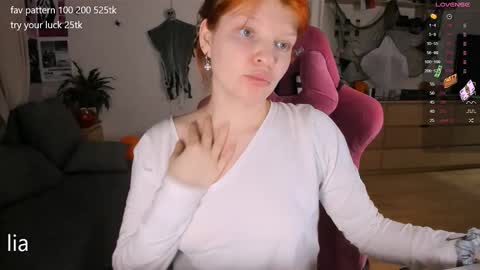 my name is Lia online show from November 4, 11:39 pm