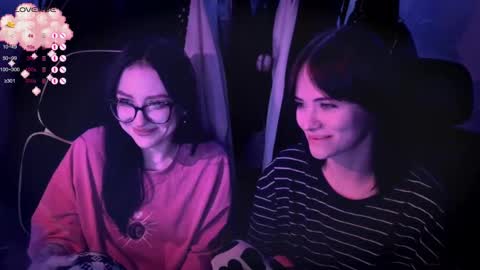 Snapshot of drillhouse_ chatting on October 4, 3:26 am Tara Sonny online show from October 4, 3:26 am
